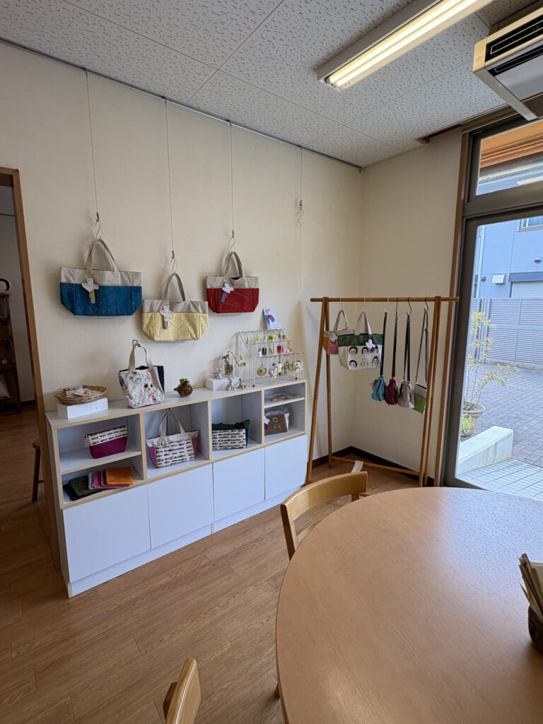 焼きたてベーカリー COCO(ここ)かわら2