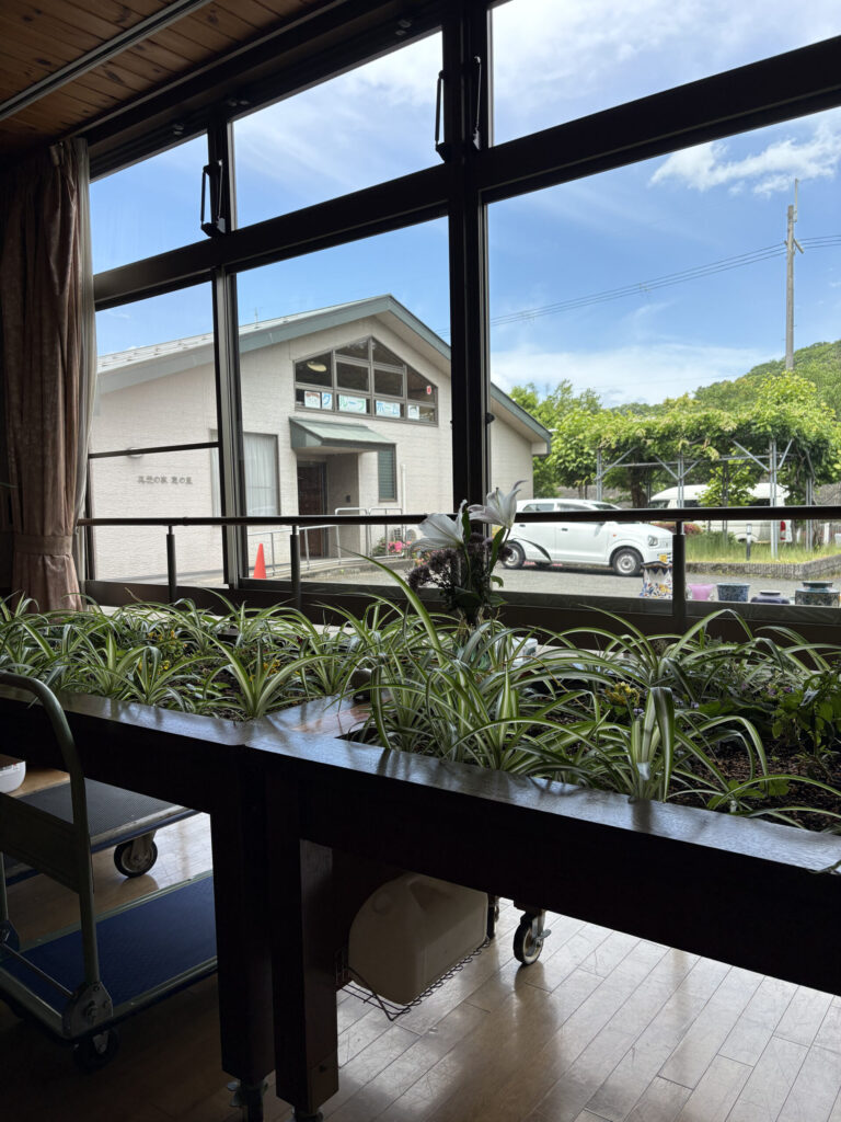 めぐみ食堂2